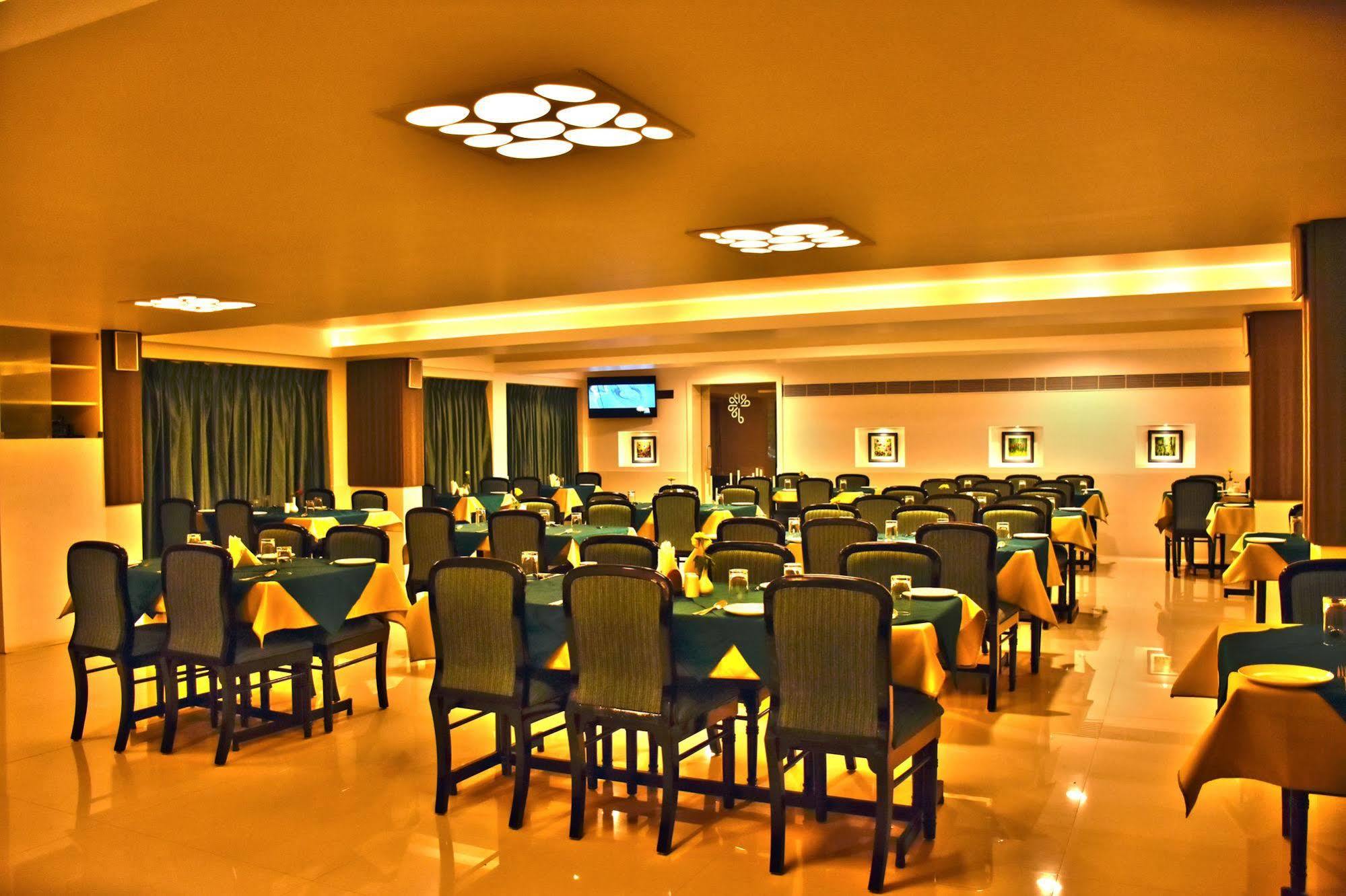 Hotel Pankaj Thiruvananthapuram Esterno foto